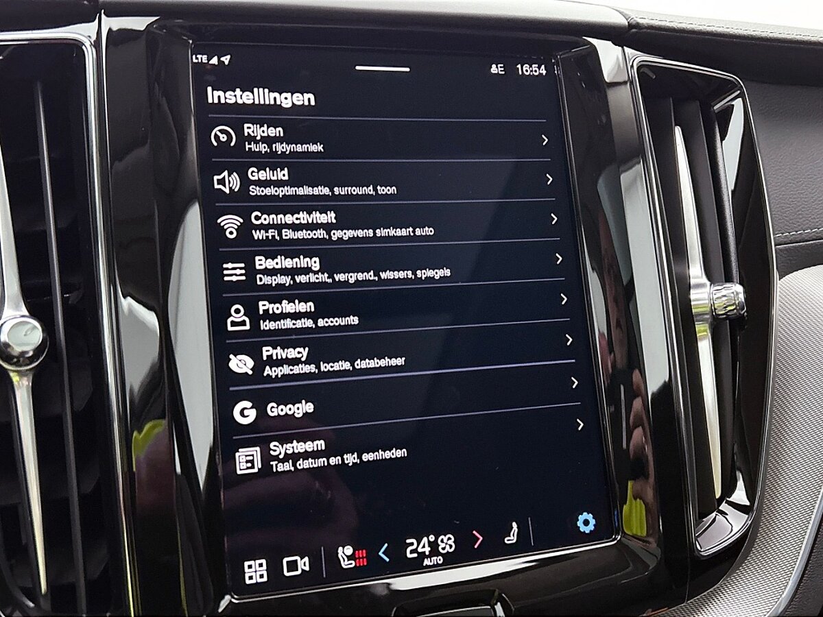 47588242 volvo xc60 2 0 t6 plug in hybrid awd ultimate dark 360 camera adative a78be6