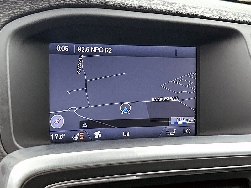 49419784 volvo v60 1 6 t4 r design panorama dak trekhaak memory seats 6 03