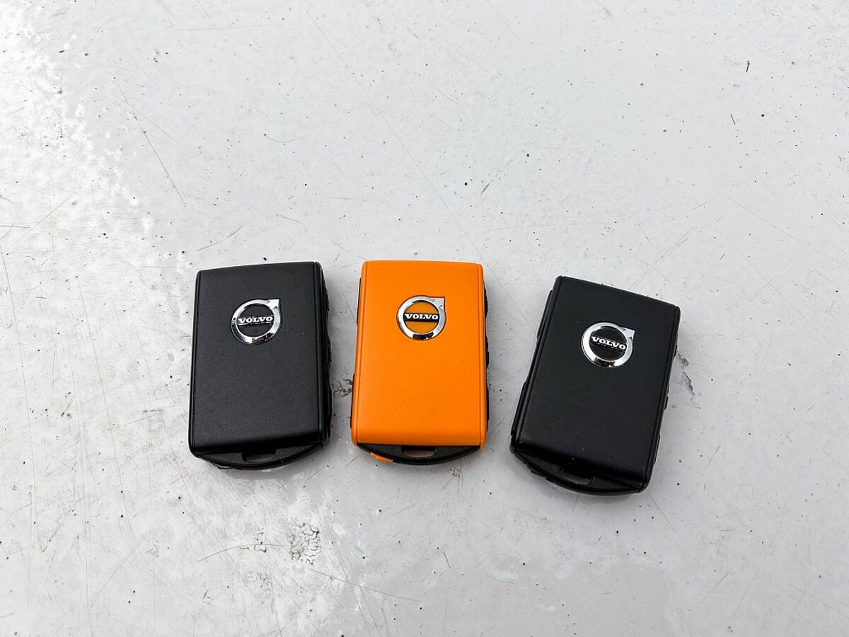 47000296 volvo v60 2 0 b3 momentum trekhaak climate pack camera 41