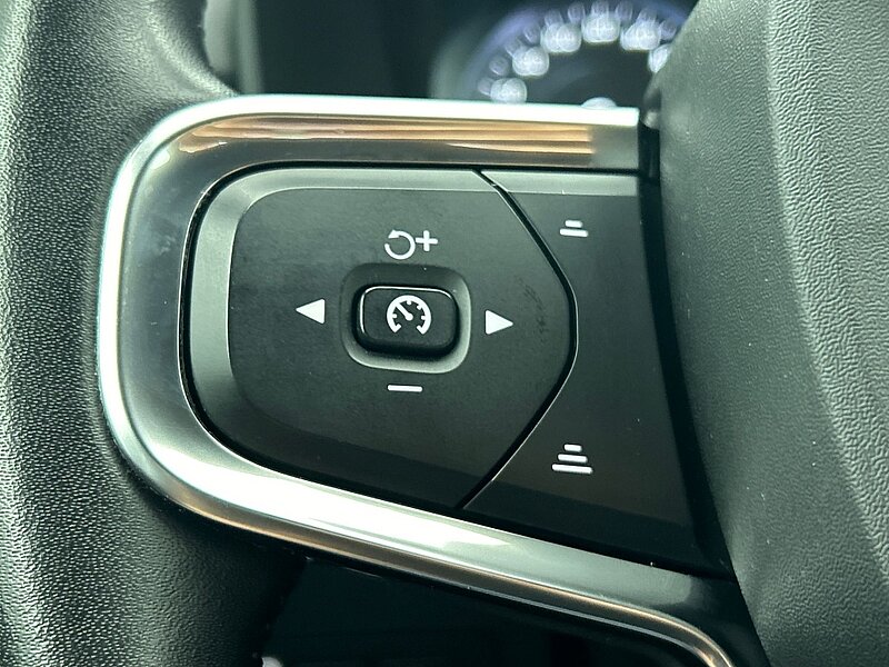 49484333 volvo xc40 1 5 t4 recharge inscription leder blis navigatie sensore 6 03