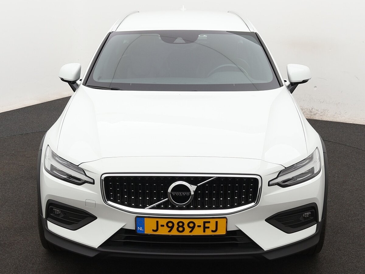 36116605 volvo v60 cross country 2 0 b5 250 pk awd 24 maanden select garantie 8 06