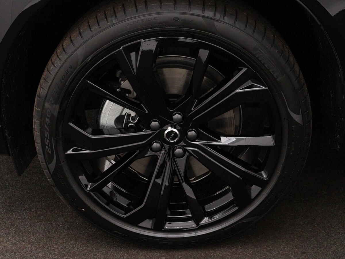 43375090 volvo xc60 2 0 t6 awd plus black edition 62
