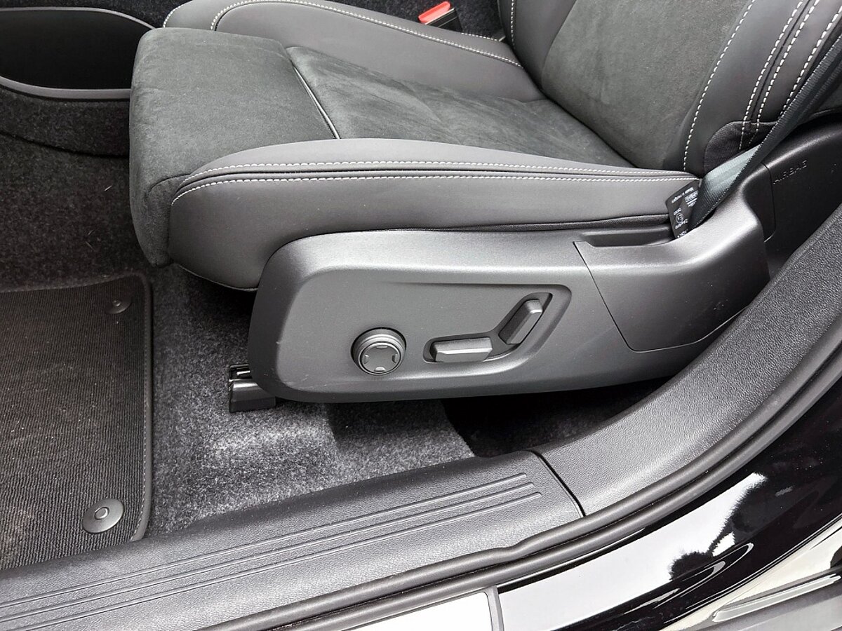 47515856 volvo xc40 2 0 b4 plus black edition panoramadak 360 graden camera df1dbf