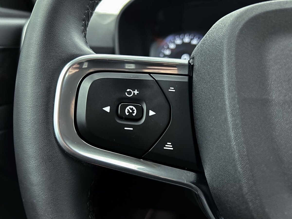 45491750 volvo xc40 t4 recharge inscription expression 06