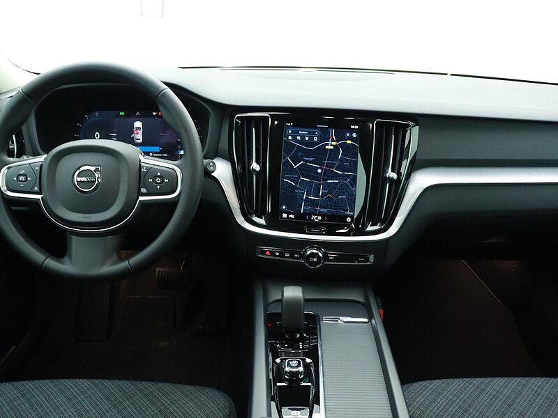 37686306 volvo v60 2 0 b3 core adaptive cruise navi el achterklep 6 01