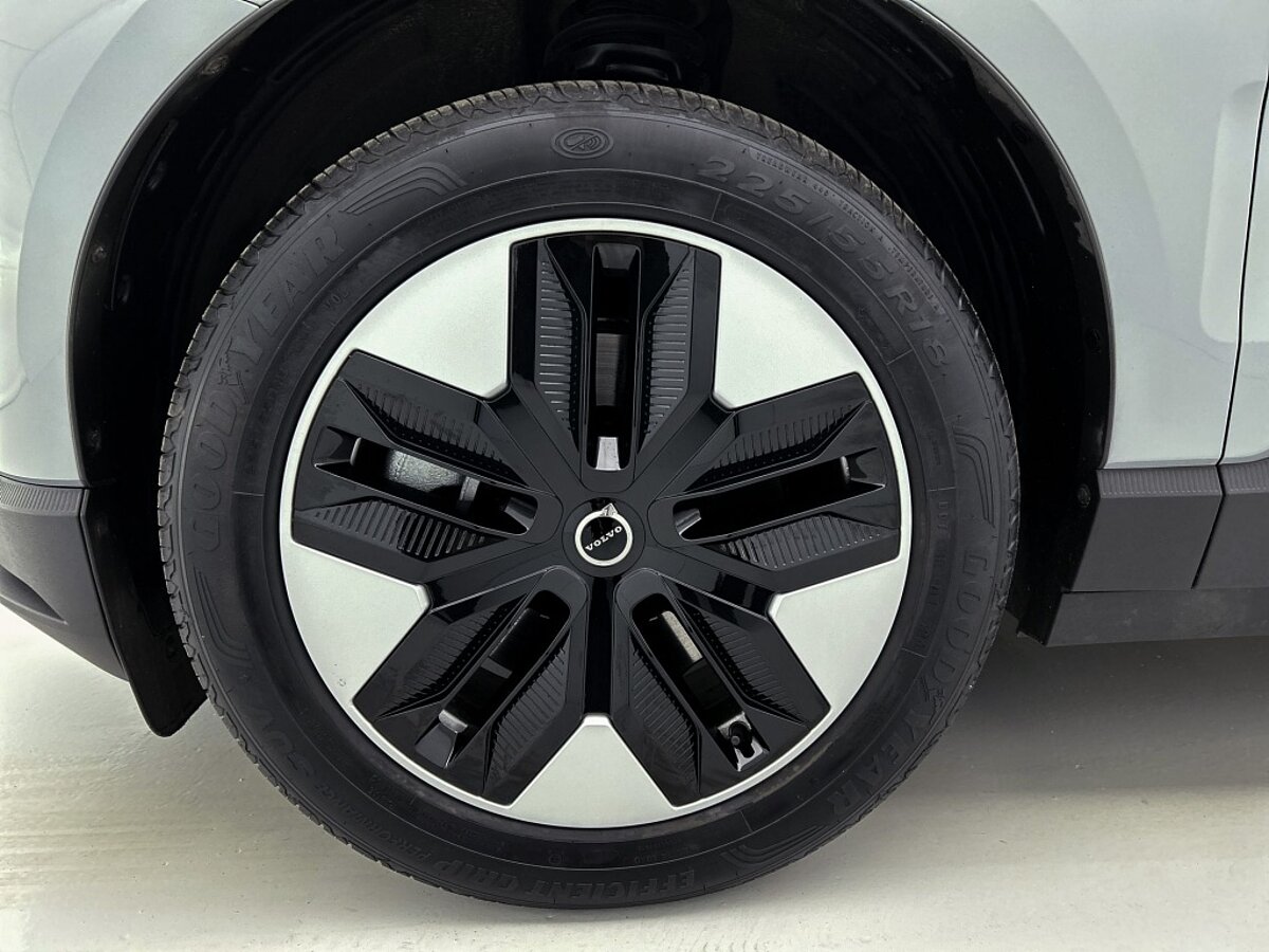 47331344 volvo ex30 single plus 272pk 51 kwh accu electrische achterklep park 04