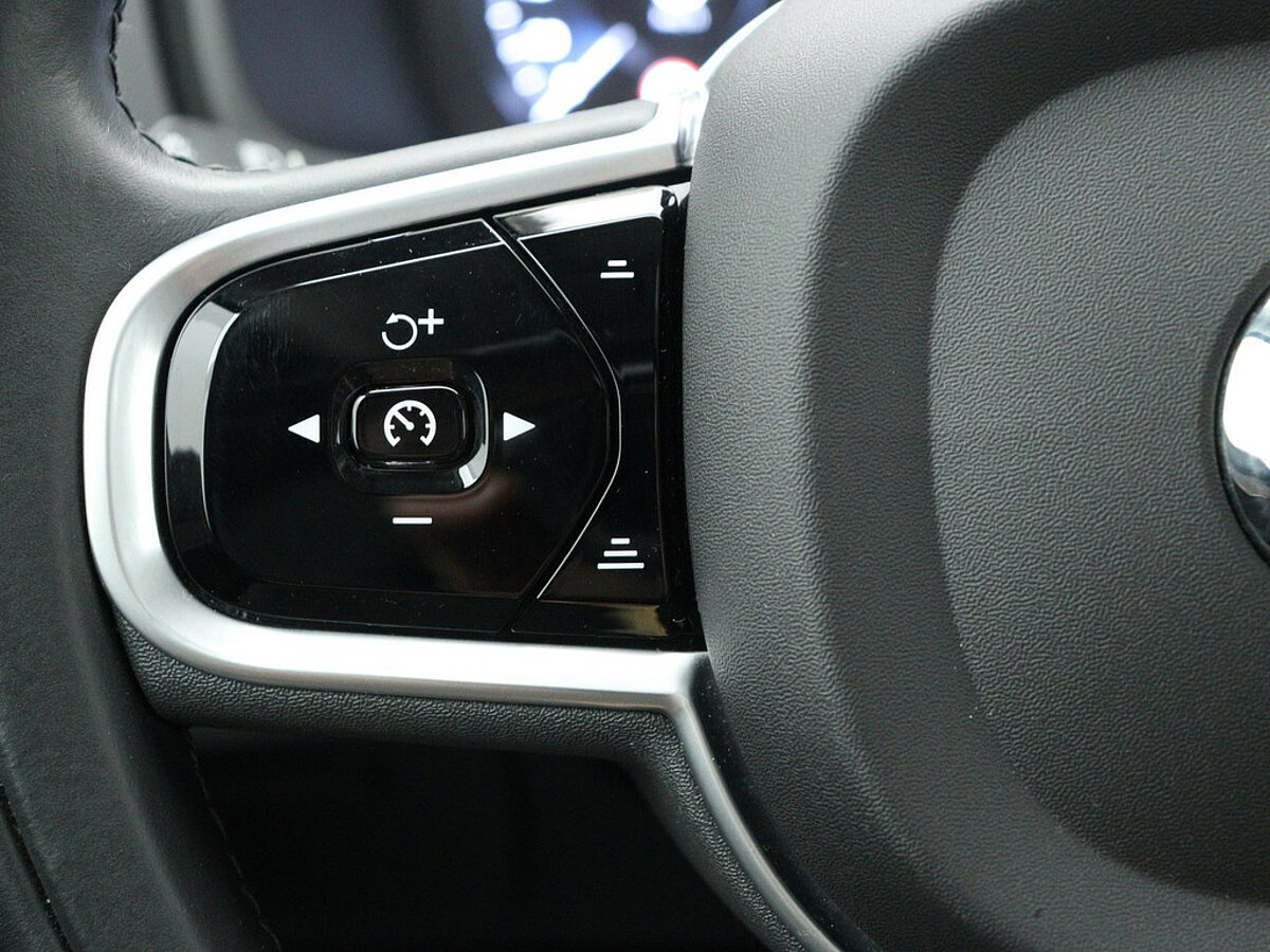 34573853 volvo xc90 2 0 t8 recharge awd inscription luchtvering panorama dak k 7b4f49
