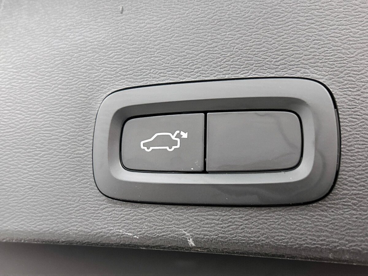 47908783 volvo xc40 1 5 t3 inscription panorama dak leder 18 lichtmetaal 75