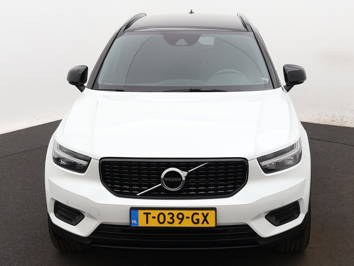 34675392 volvo xc40 1 5 t5 recharge r design navi camera stoelverwarming 9 02