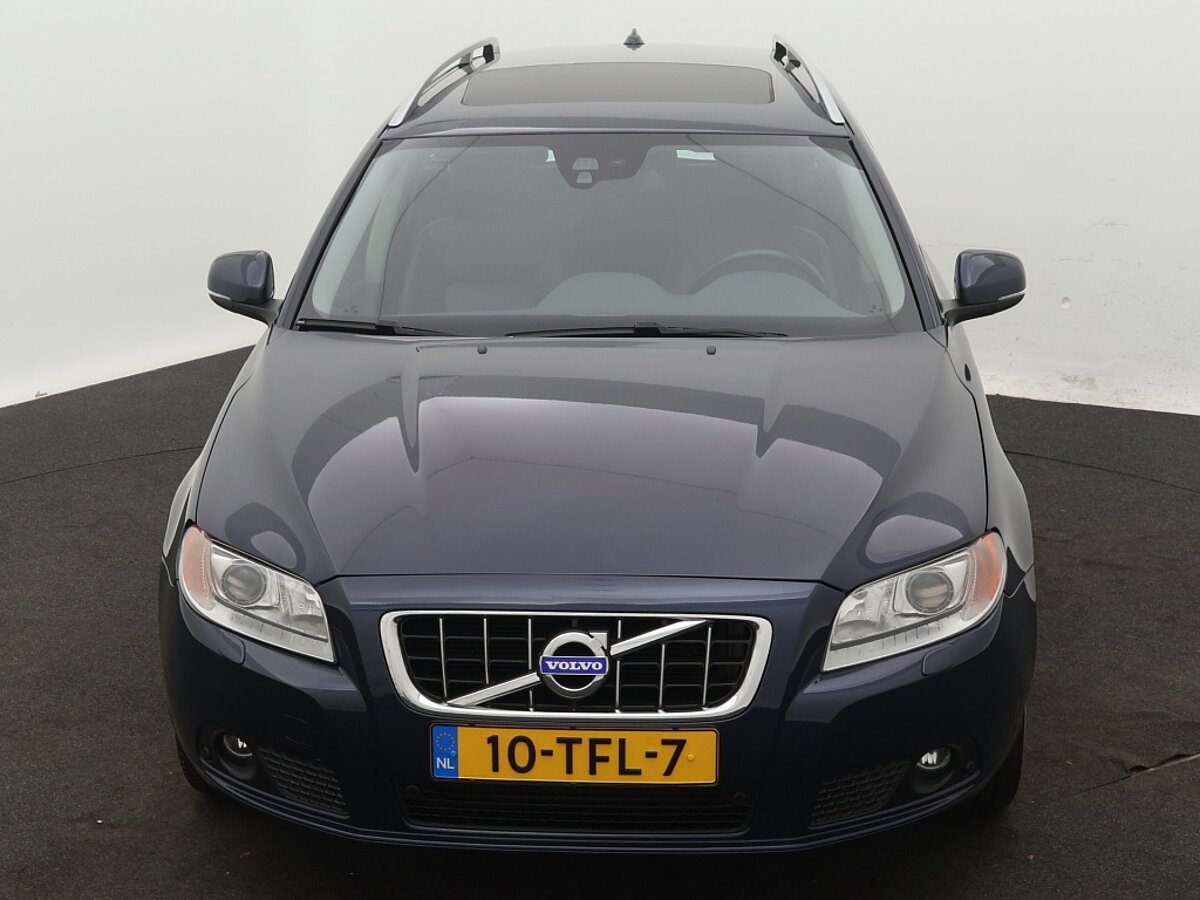 43852240 volvo v70 1 6 t4 limited edition 8 04
