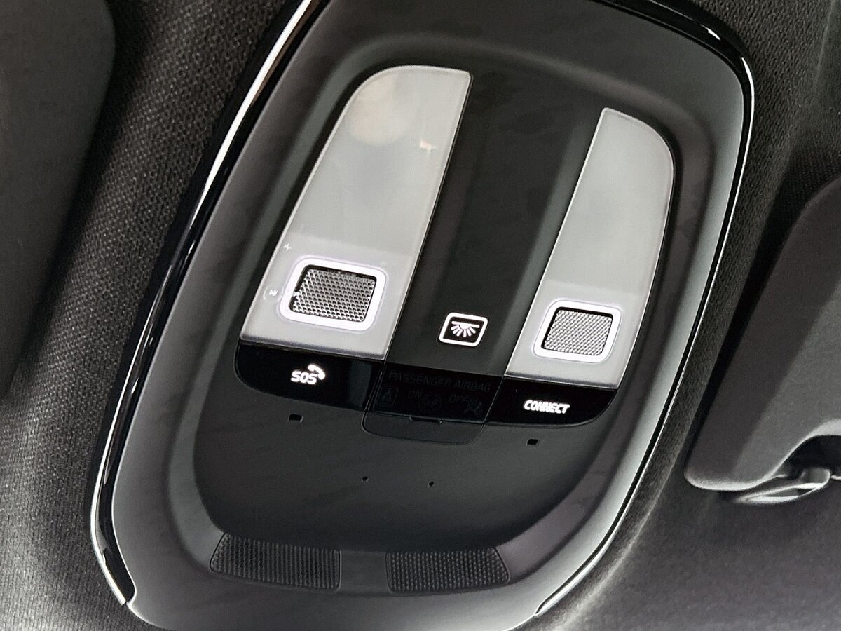 47869395 polestar 2 long range dual motor 82kwh pilot climate plus pixel led 9 01
