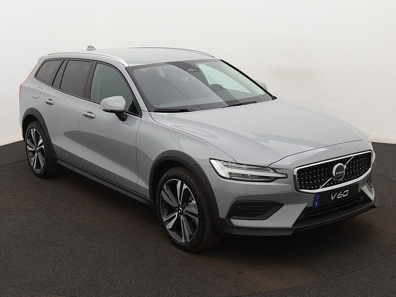 41451649 volvo v60 cross country 2 0 b5 awd core driver awareness pack 6 17