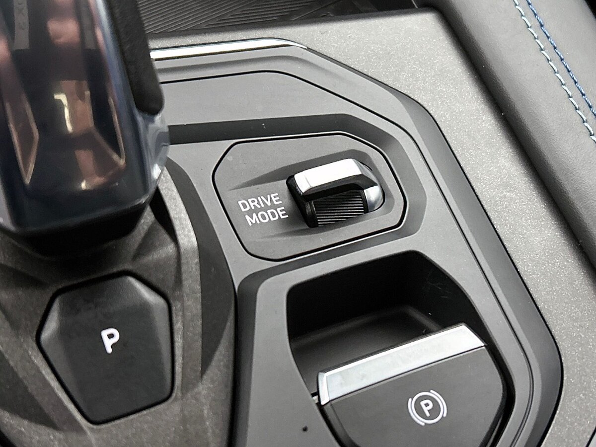 46582722 lynk co 01 1 5 hybride rijklaar inclusief 12 maanden garantie 65