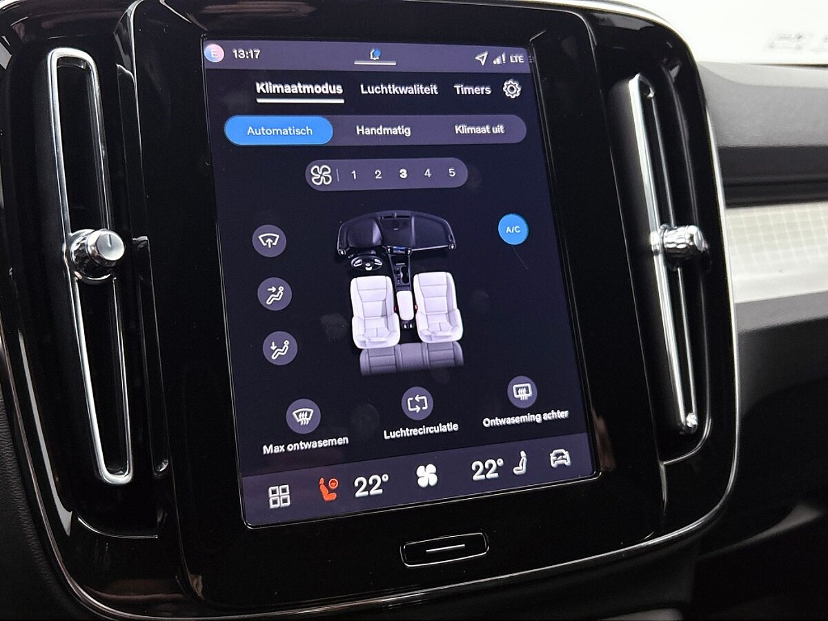 46844168 volvo xc40 2 0 b4 plus black edition 16aed0