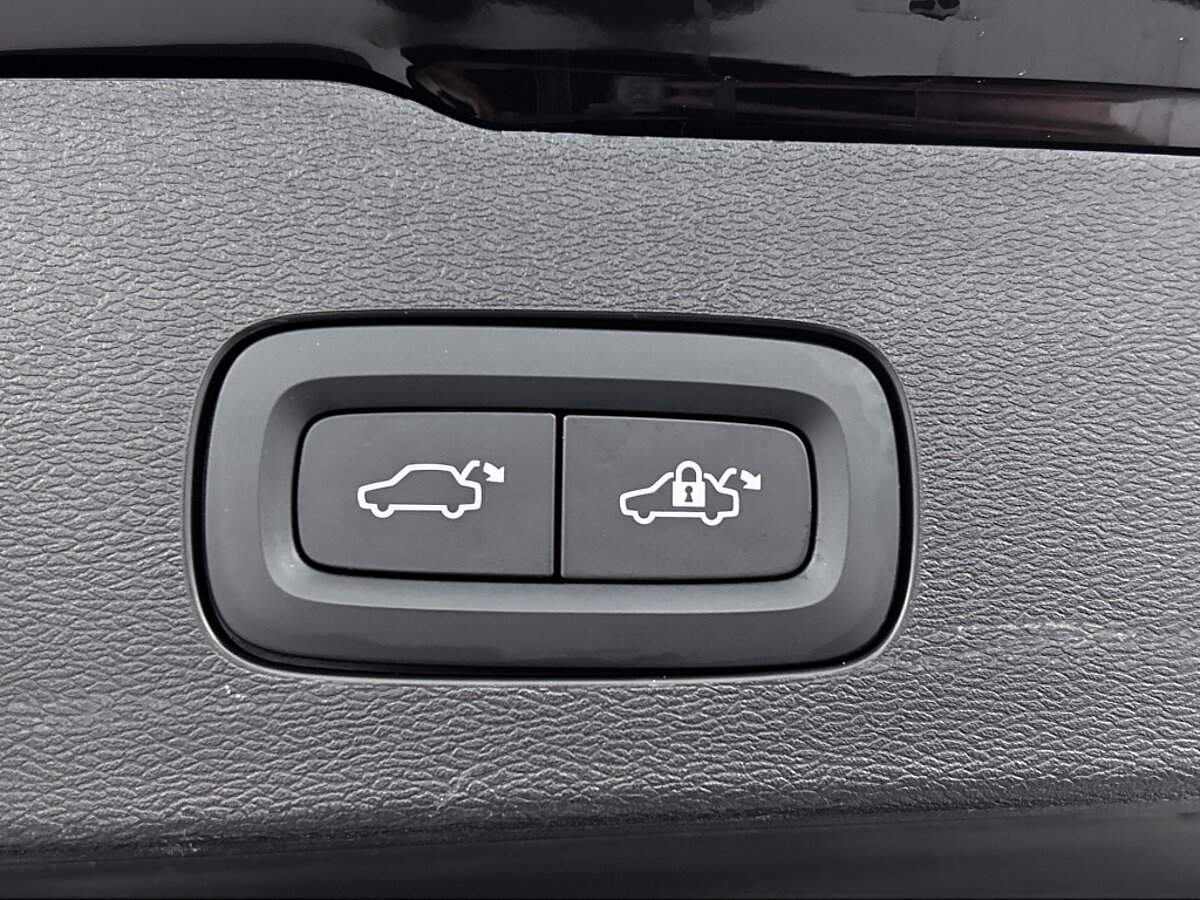 45216804 volvo v60 2 0 b3 plus dark 68