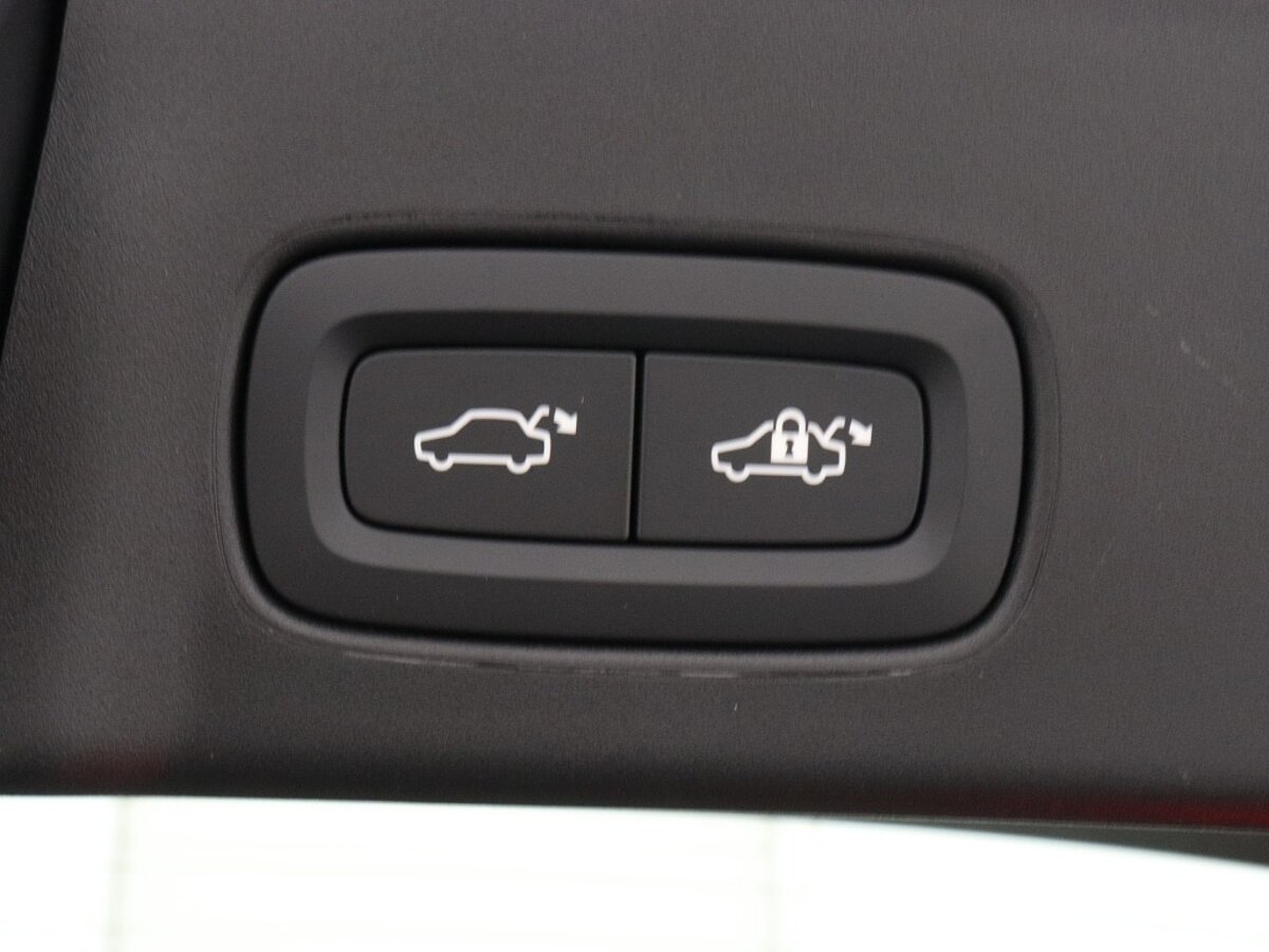 45372842 volvo v90 2 0 t6 awd ultimate bright van 85 860 voor 72 950 nappa lede 45