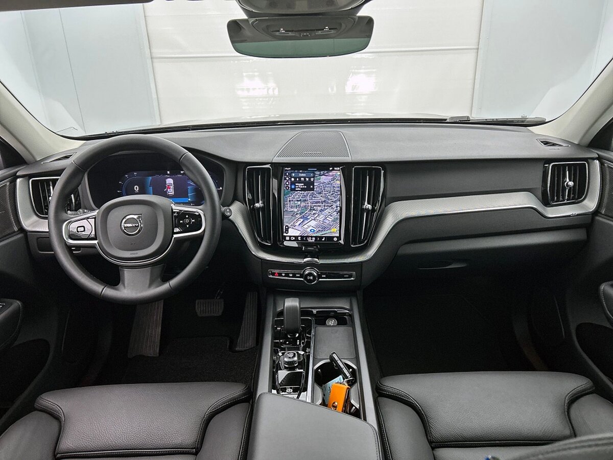 46500640 volvo xc60 2 0 t6 awd plus dark 360a camera trekhaak 7 04