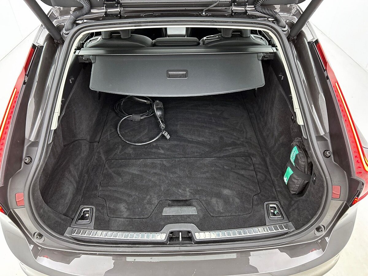 46764599 volvo v90 2 0 t6 awd ultra dark 24