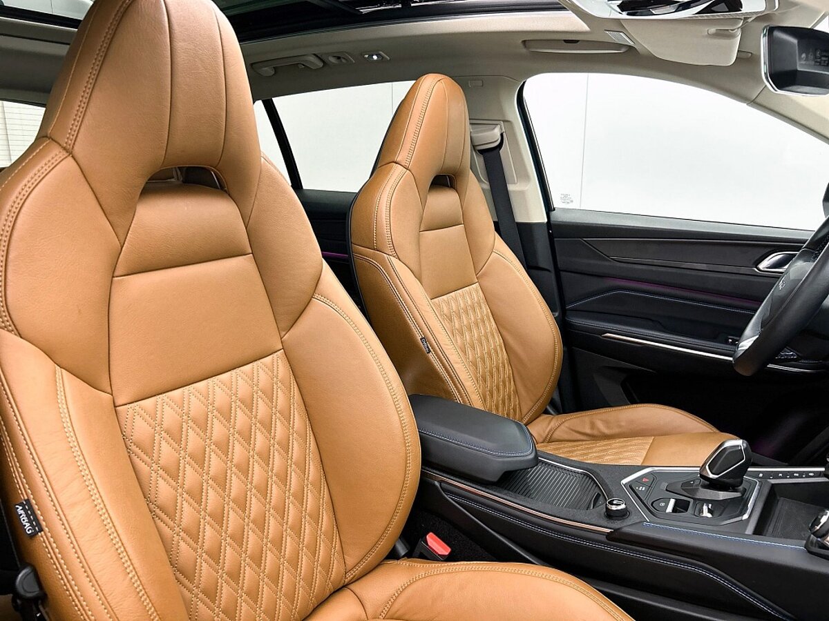 49377669 lynk co 01 1 5 lederen bekleding zwarte velgen 12 maanden garantie 36