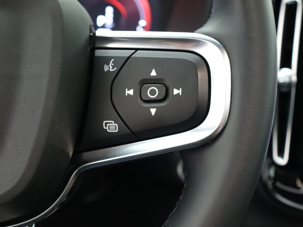35405000 volvo xc40 1 5 t5 recharge r design panorama dak 360 camera 309e8b