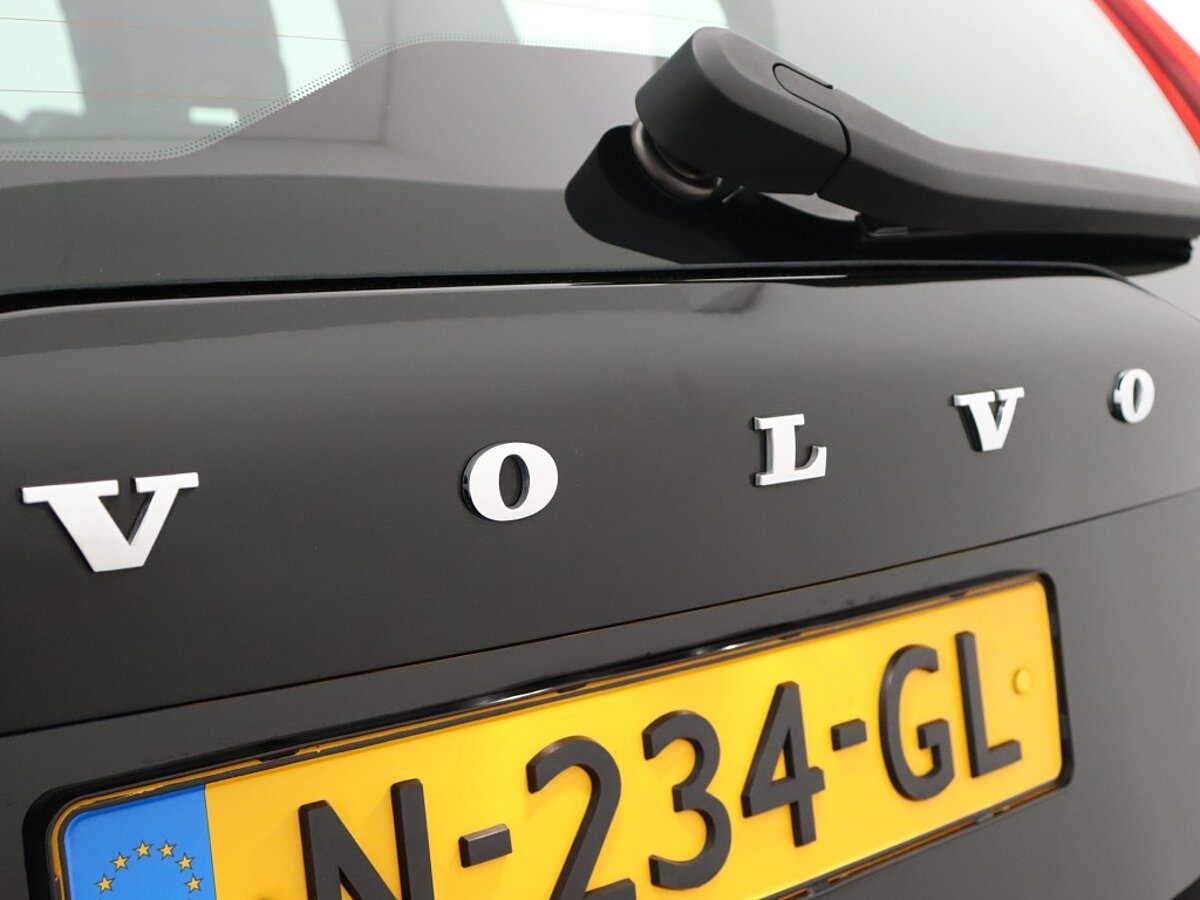 35603829 volvo xc90 2 0 t8 awd r design df4a53