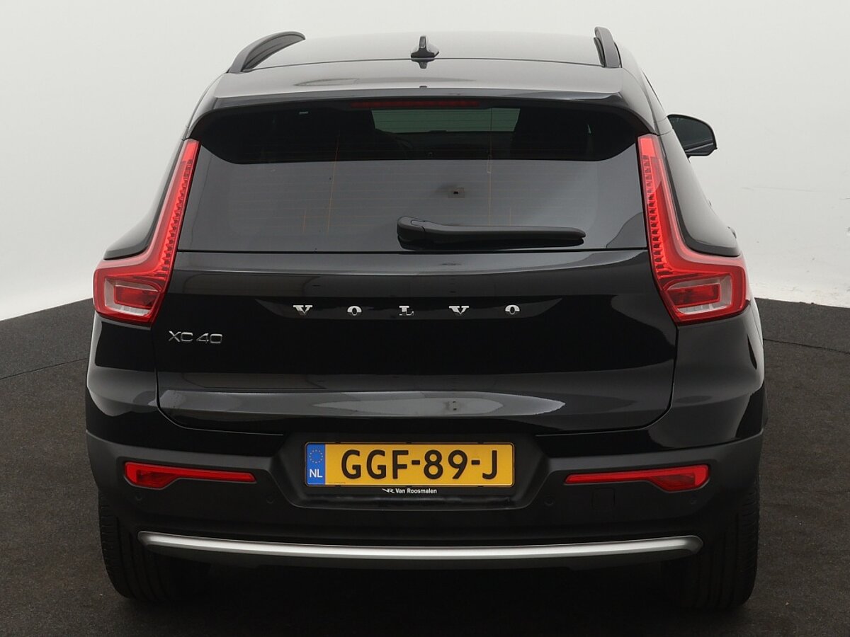 43888100 volvo xc40 2 0 b3 essential 9 09