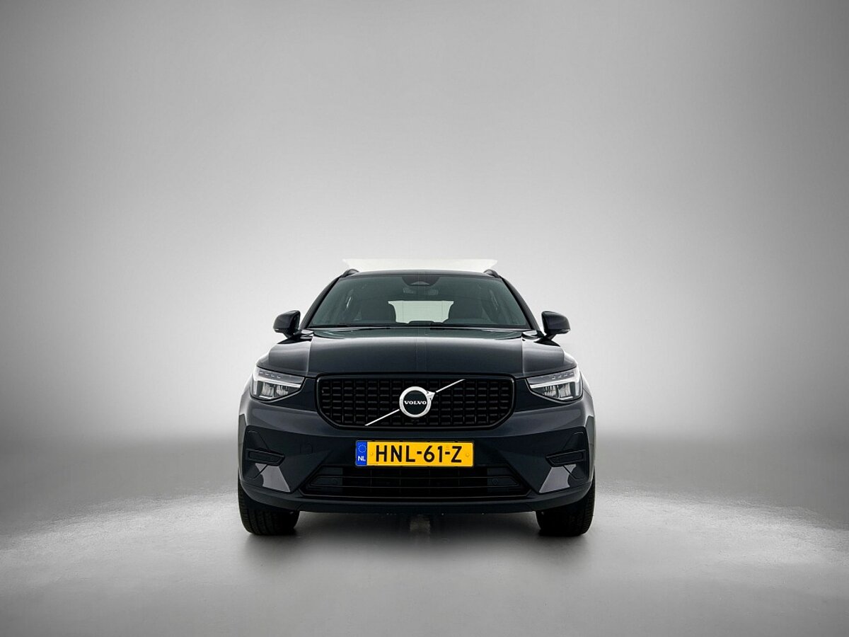 47459109 volvo xc40 2 0 b4 plus dark 5 02