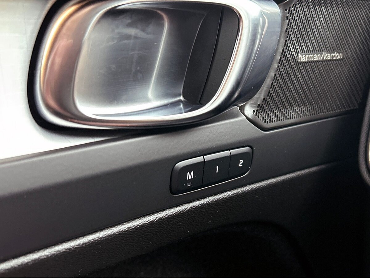 47861532 volvo xc40 2 0 b4 dark memory seats climate pack trekhaak 06