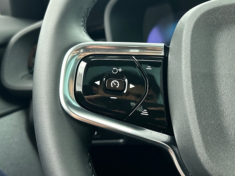 48293049 polestar 2 srsm 70 kwh pilot plus 6 01