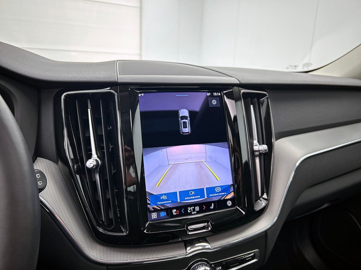 49250062 volvo xc60 2 0 t6 awd plus bright trekhaak leder panorama dak 62