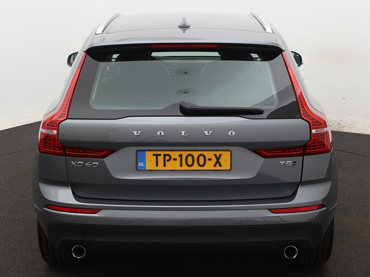 35868279 volvo xc60 2 0 t5 awd momentum d80b2a