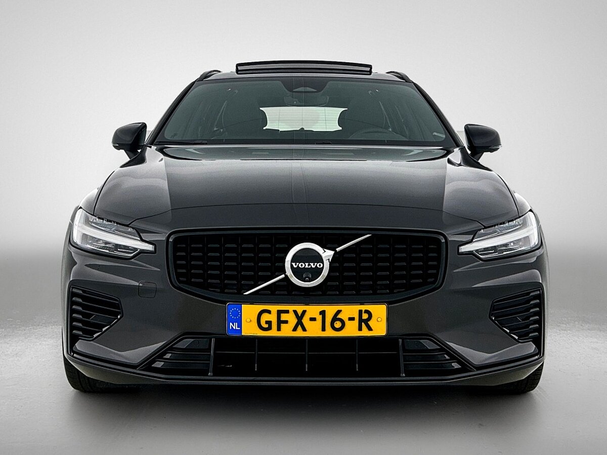 46986772 volvo v60 2 0 t6 awd plus dark 6 04