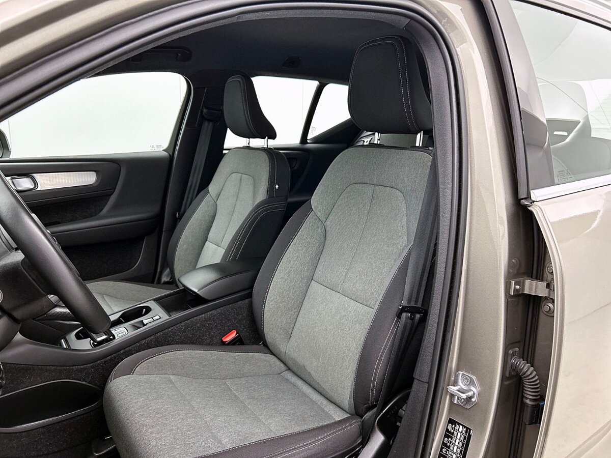 48084421 volvo xc40 1 5 t5 inscription expression navigatie parkeersensoren voor 938dd8