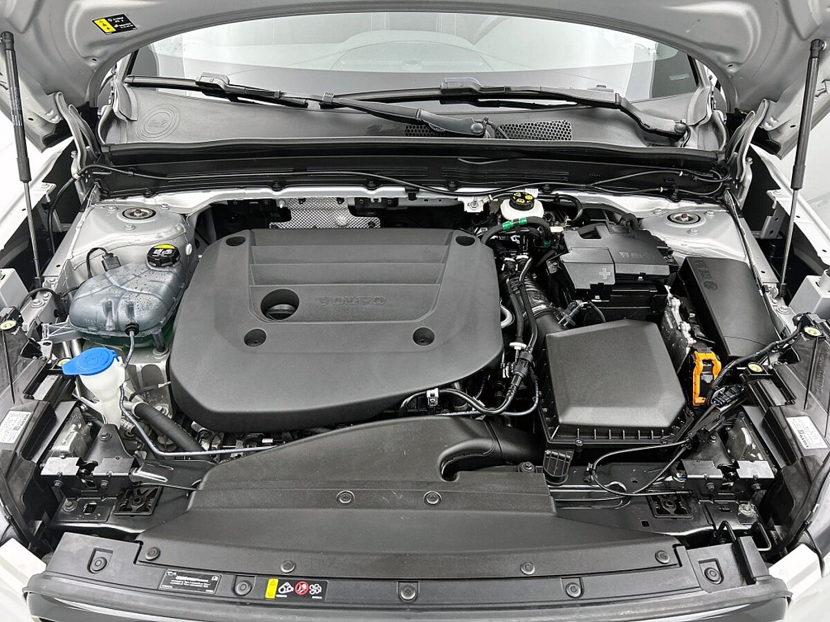 48515763 volvo xc40 b3 dark nubuck pano climate pack pilot assist memory s 69