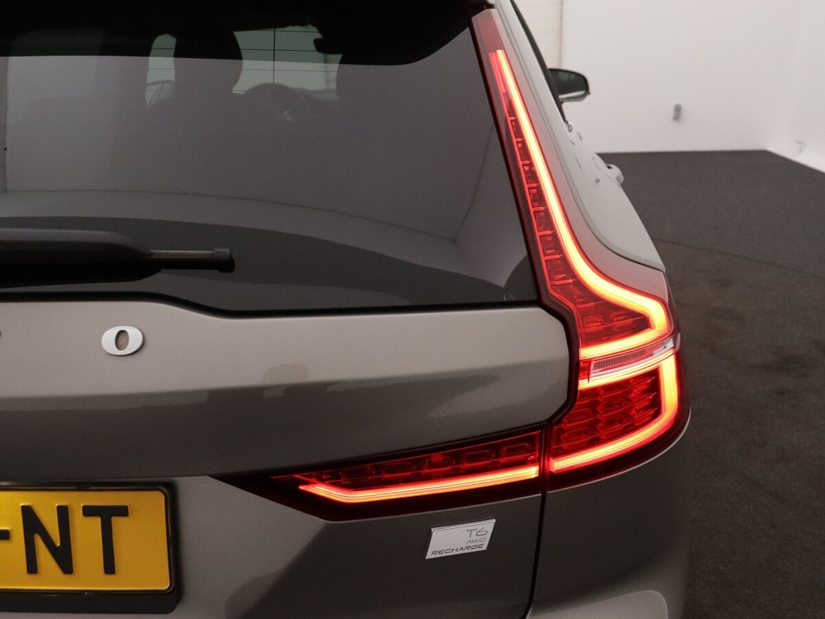 43738294 volvo v60 2 0 t6 awd recharge inscription 360ao camera panoramadak he 833640