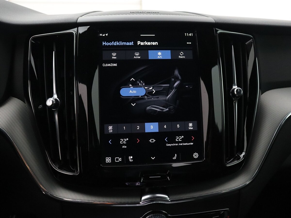 44998435 volvo xc60 t6 awd plus dark harman kardon 21 velgen 48