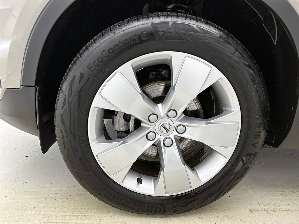 48970631 volvo xc40 1 5 t2 business pro trekhaak blis navigatie dab 76