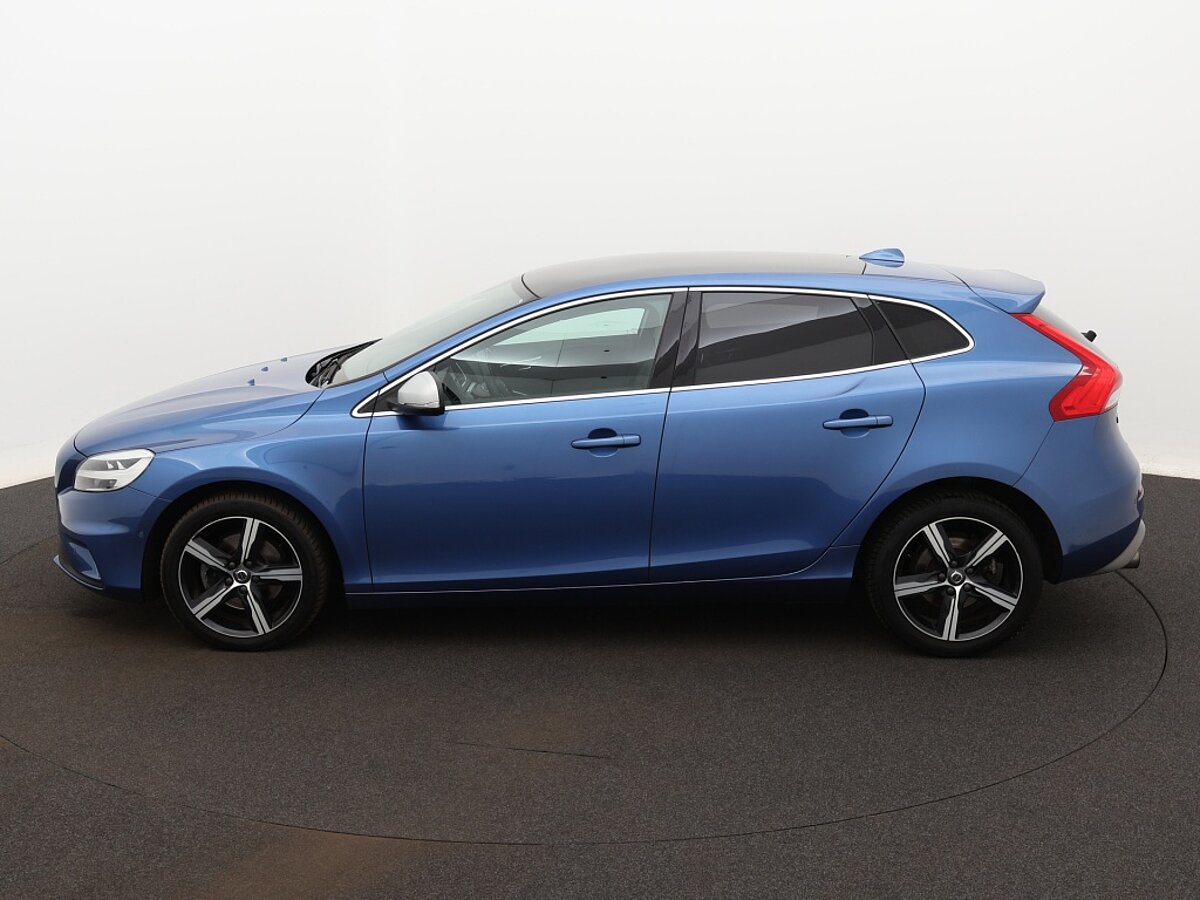 35542103 volvo v40 2 0 t4 business sport panorama dak parkeercamera 2 02