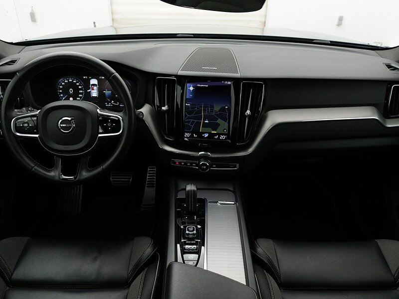 43863335 volvo xc60 2 0 recharge t8 r design 6 01