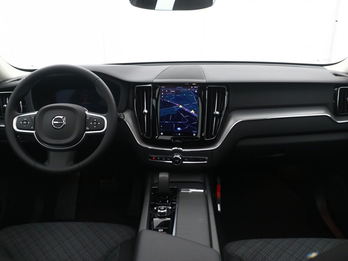 44246649 volvo xc60 2 0 t6 awd essential edition trekhaak panoramadak lage fis 211950