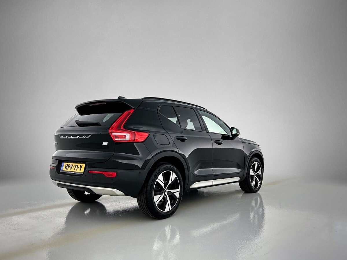 45429924 volvo xc40 1 5 t5 recharge r design 5 01
