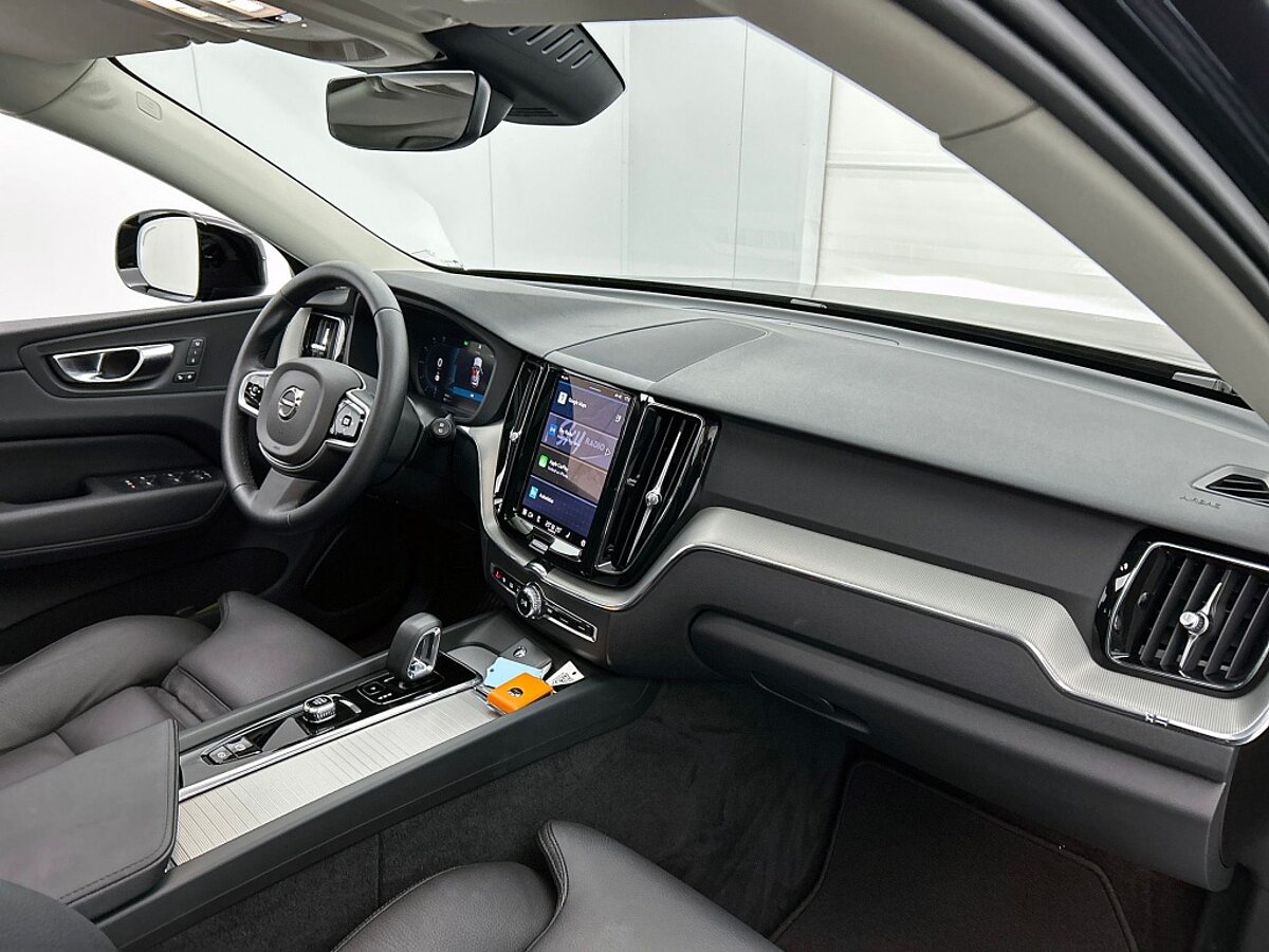 47302628 volvo xc60 2 0 t6 awd plus dark ledere bekleding trekhaak panoramisch 21