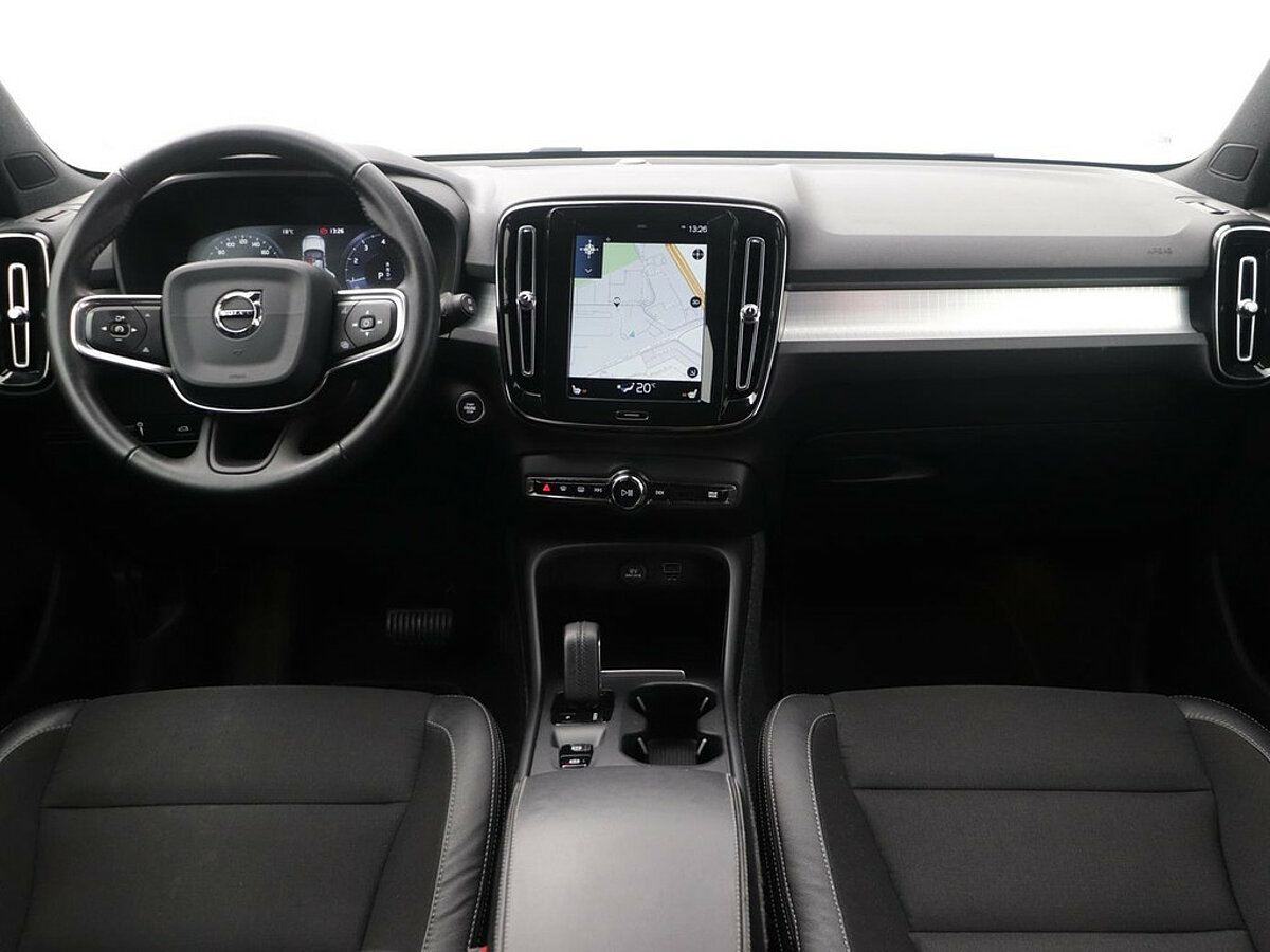 34450922 volvo xc40 1 5 t3 automaat momentum pro 24 mnd garantie donker glas 78