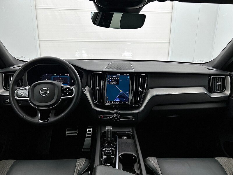 45917995 volvo xc60 2 0 t6 awd r design harman kardon head up display trekhaak 6 03