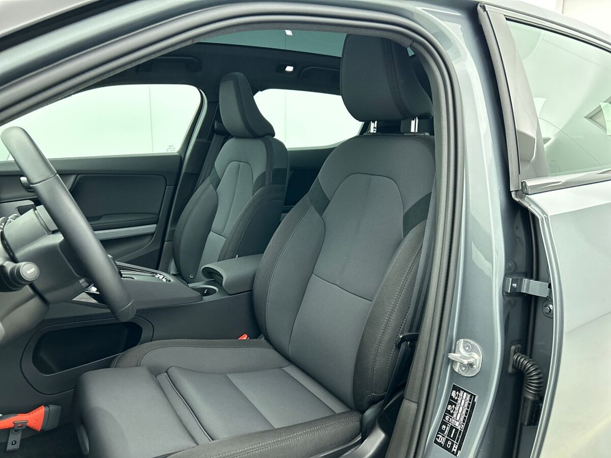 48293049 polestar 2 srsm plus 70 kwh 33