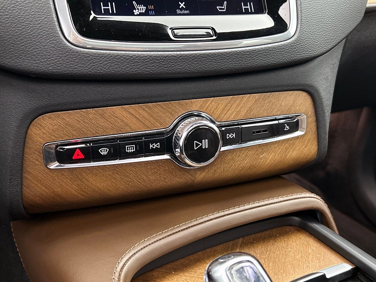 48879643 volvo xc90 2 0 t8 twin engine awd inscription leder panorama dak trek 60