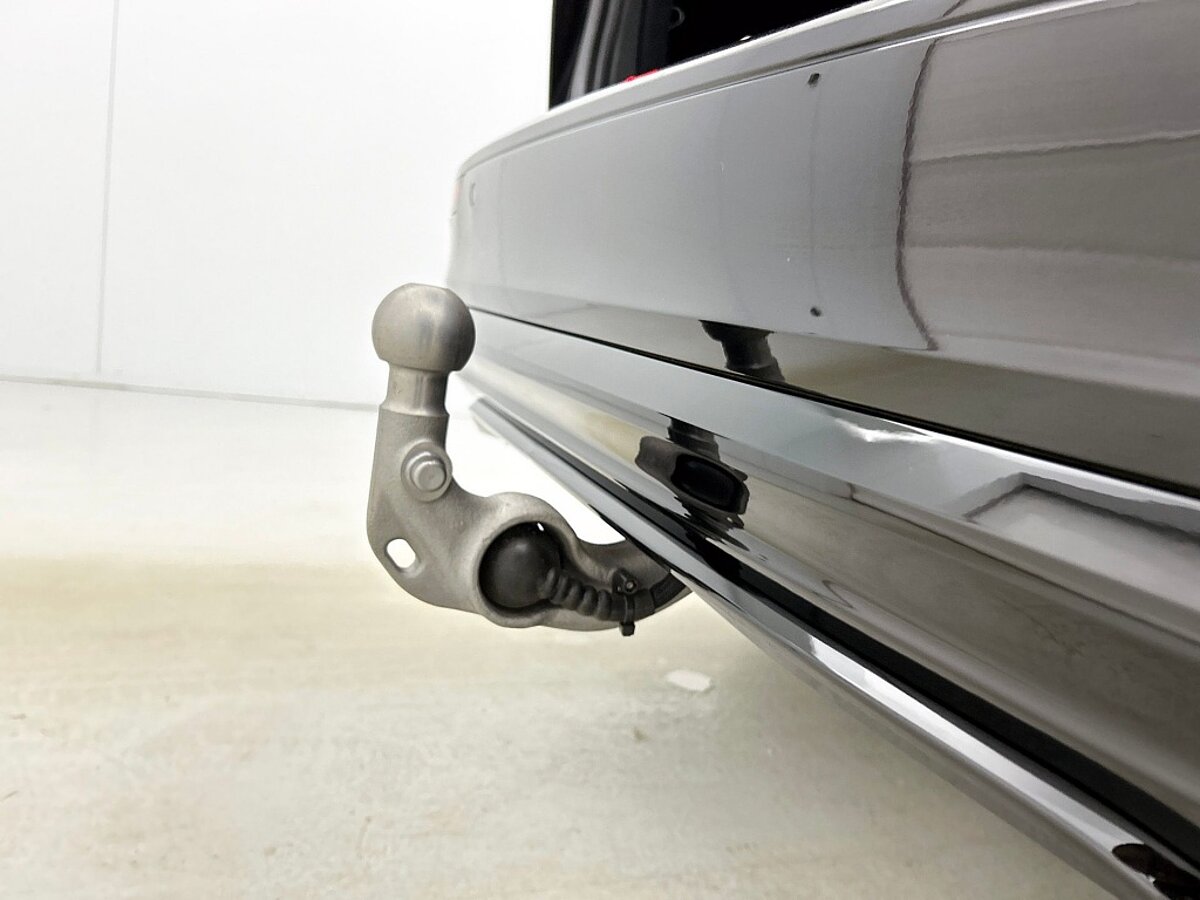 49833650 volvo v60 2 0 t6 awd plus dark trekhaak 360 camera harman kardon aud 89