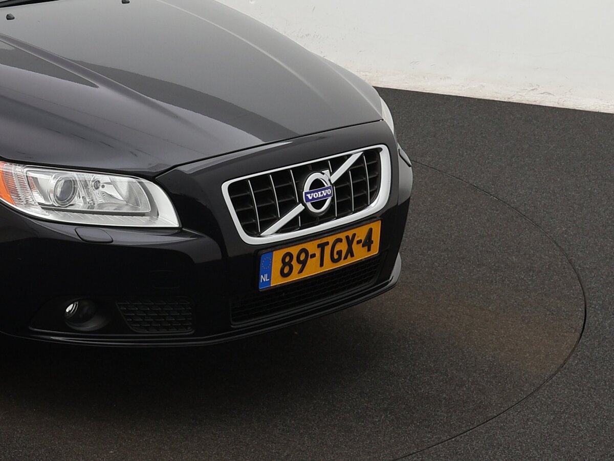 35637341 volvo v70 1 6 t4 limited edition 44