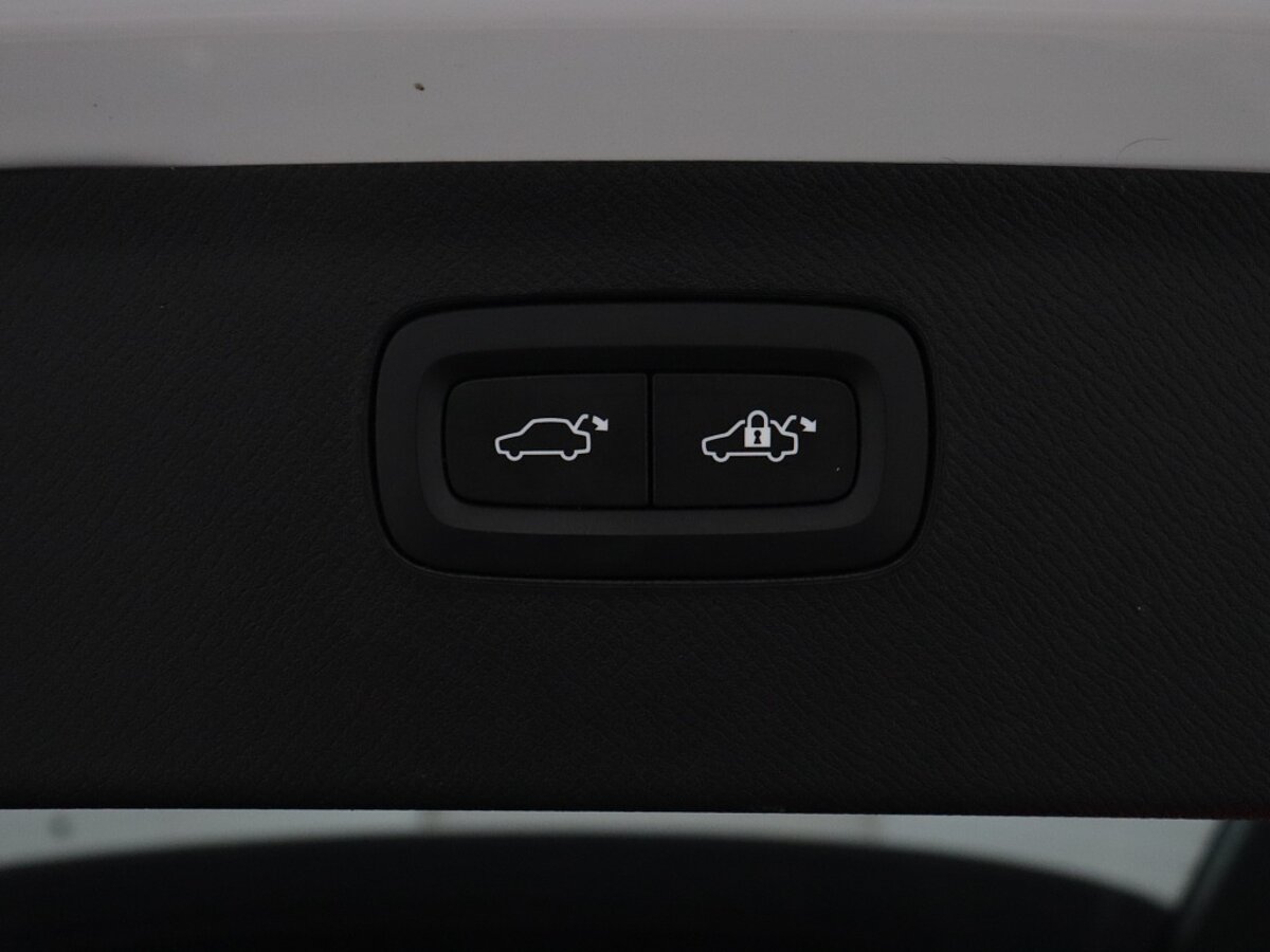 42349930 volvo xc90 2 0 t8 awd ultimate bright panorama dak stoelventilatie 8abb59