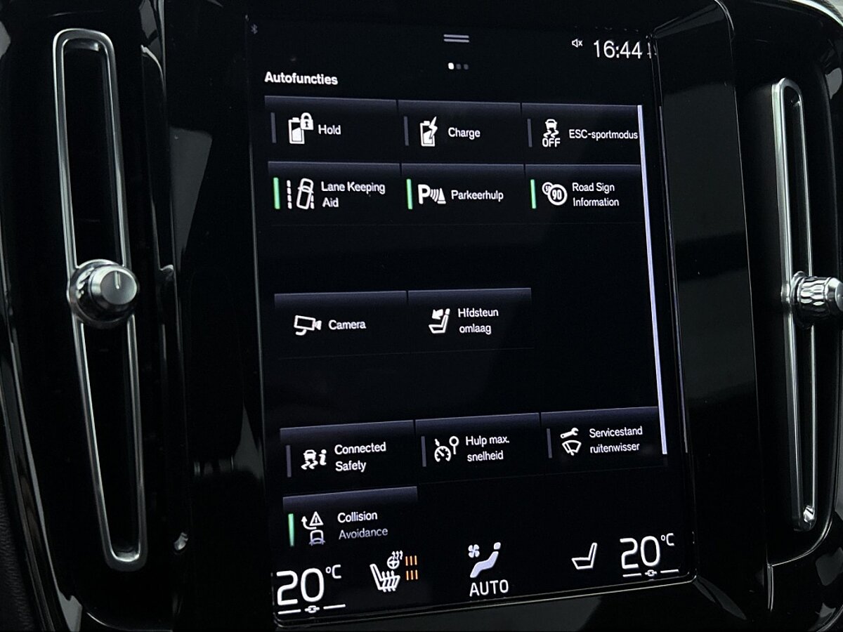 45493404 volvo xc40 1 5 t4 recharge r design panoramadak 38
